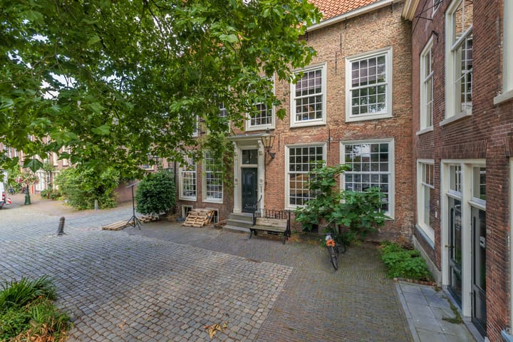 Foto 3 van Pieterskerkhof 22