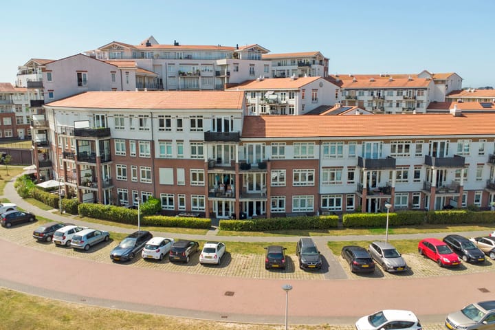 Photo 36 of Principaalhof 25