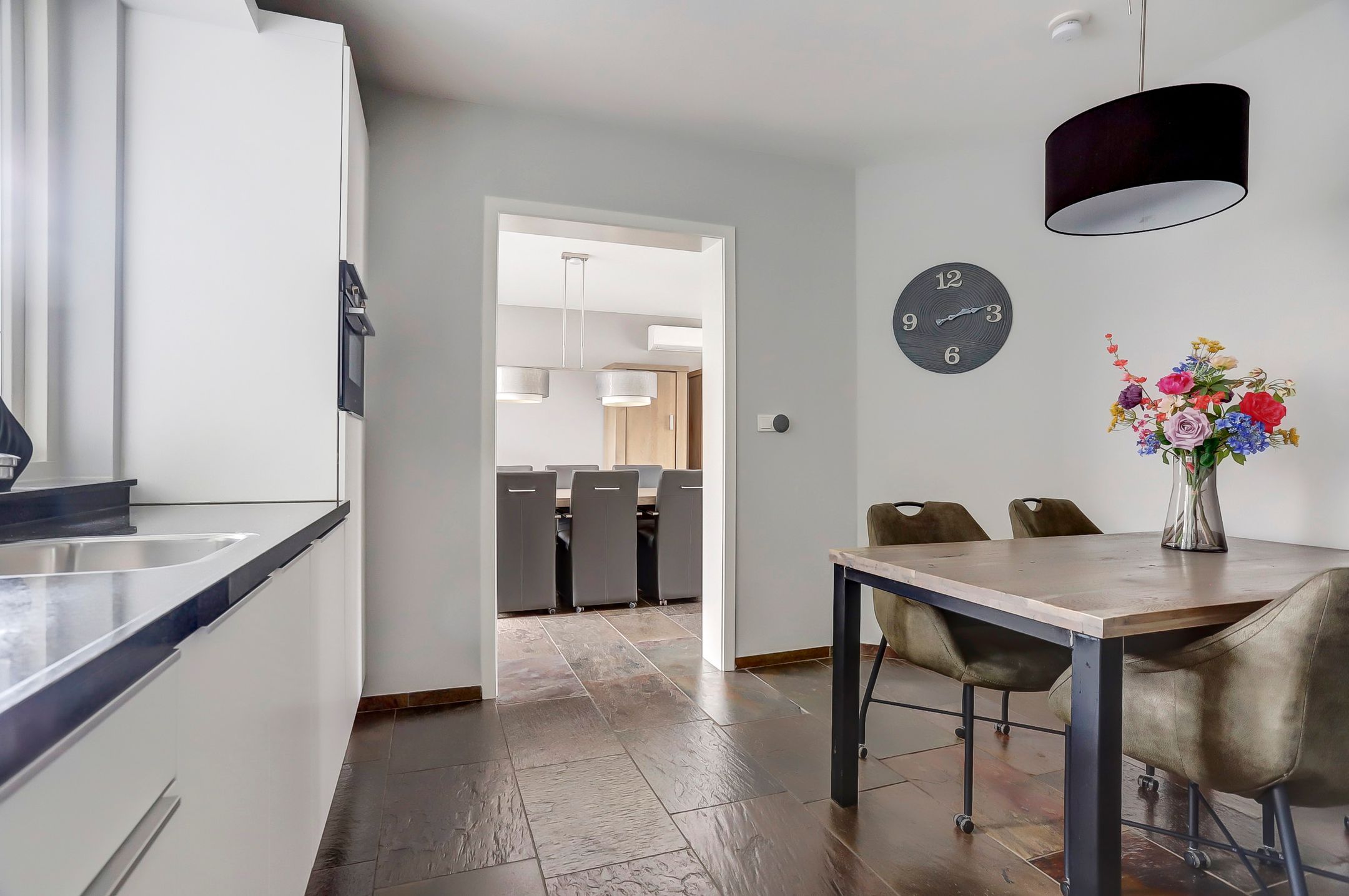 Foto 12 van Paterstraat 82