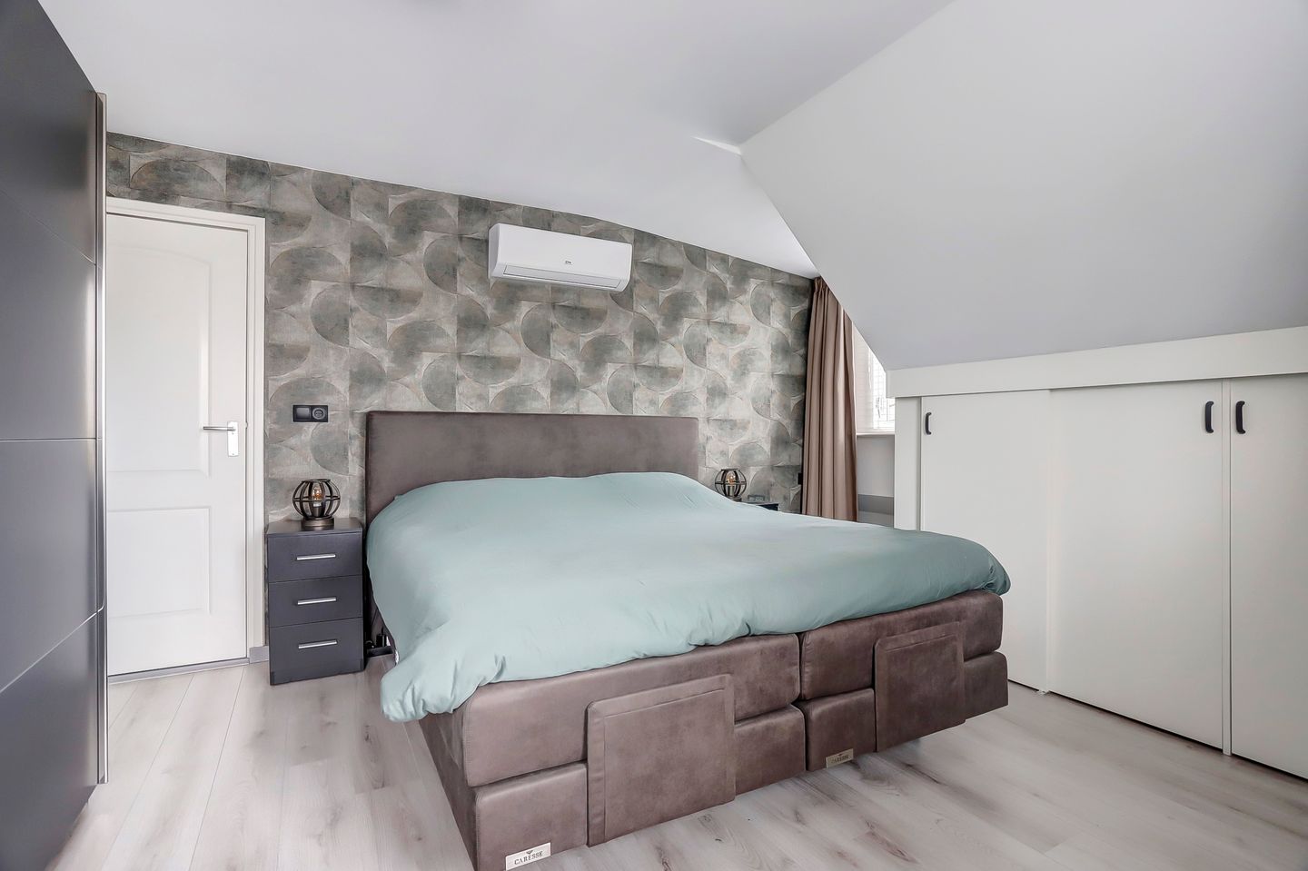 Foto 29 van Paterstraat 82