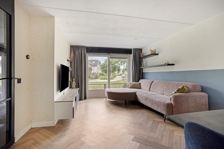 Photo 3 of Diederik van Lentlaan 28