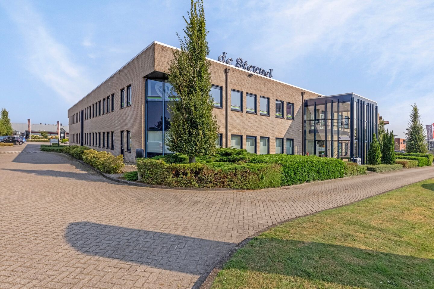 View photo 4 of Bouwstraat 3-9