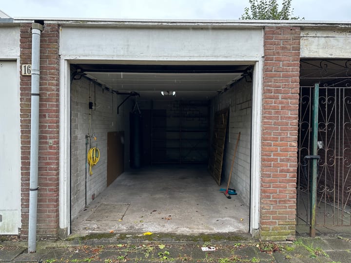 Foto 2 van Hillenraadt 14