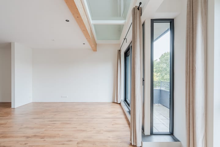 Photo 4 of Koningsweg 71-E