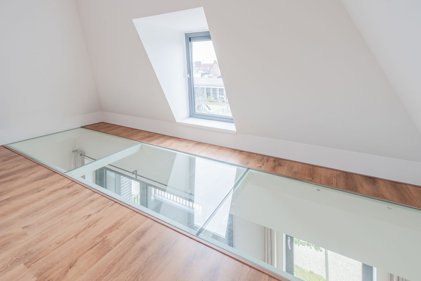 Foto 19 van Koningsweg 71-E