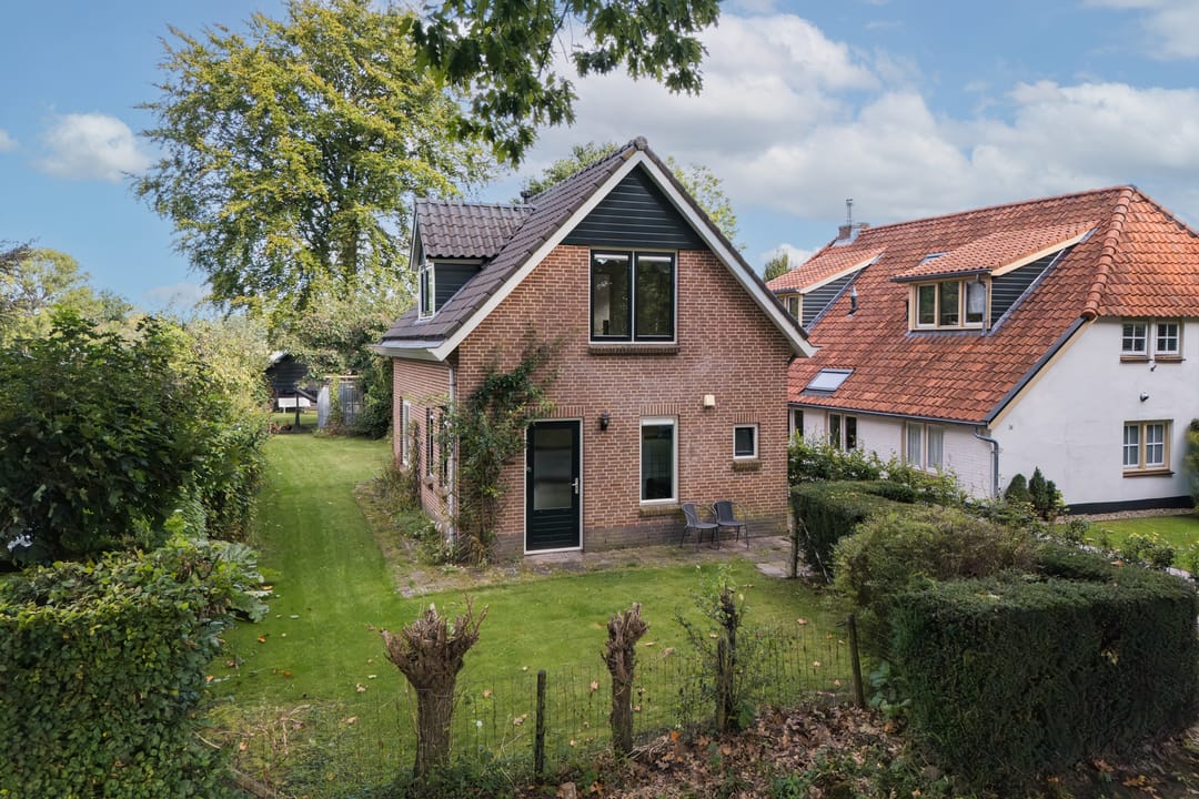Photo 1 of Knoevenoordstraat 20-A