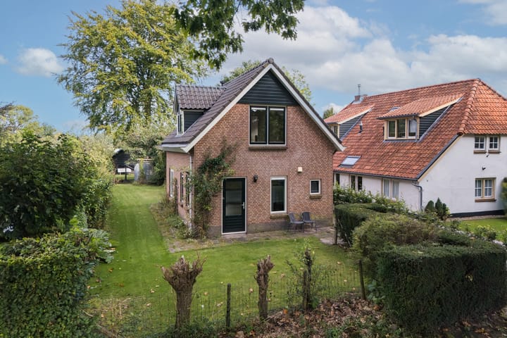 Foto 1 van Knoevenoordstraat 20-A