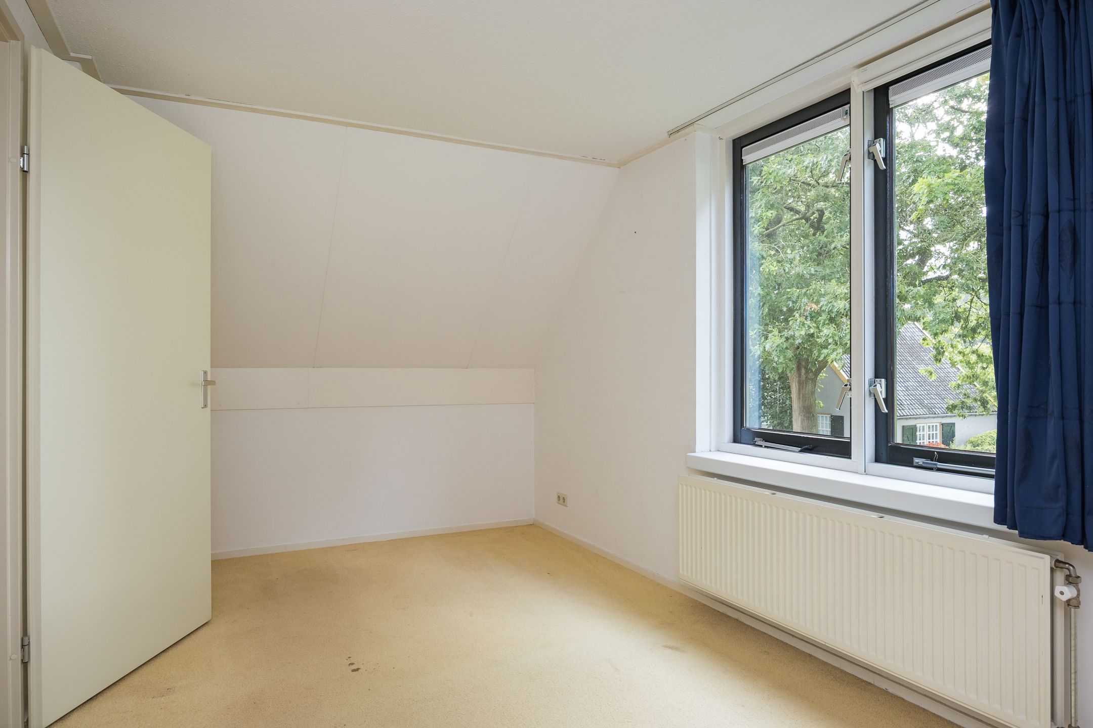 Photo 15 of Knoevenoordstraat 20-A
