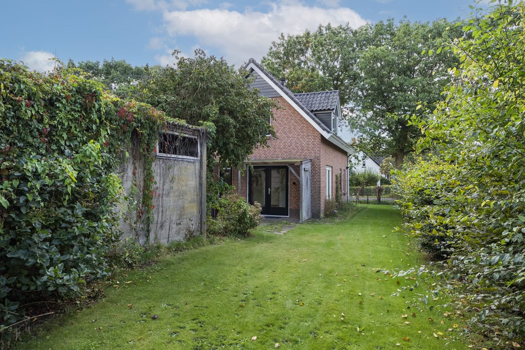 Photo 23 of Knoevenoordstraat 20-A
