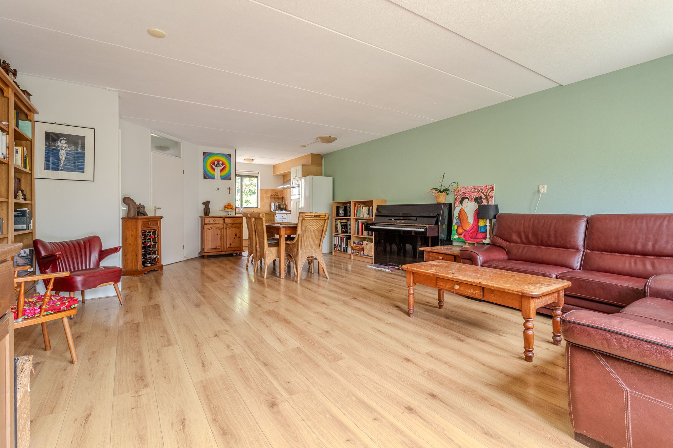 Foto 6 van De Tribune 6