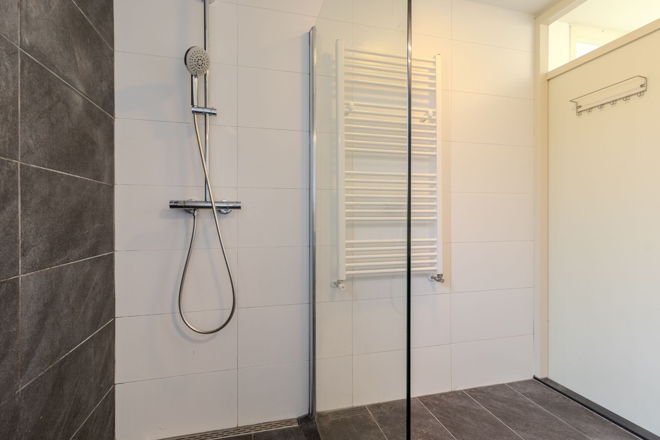 Foto 18 van De Tribune 6