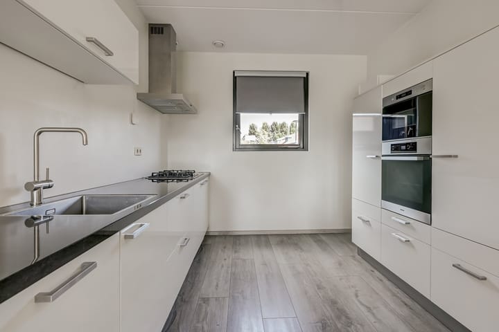 Foto 6 van Waterpas 22