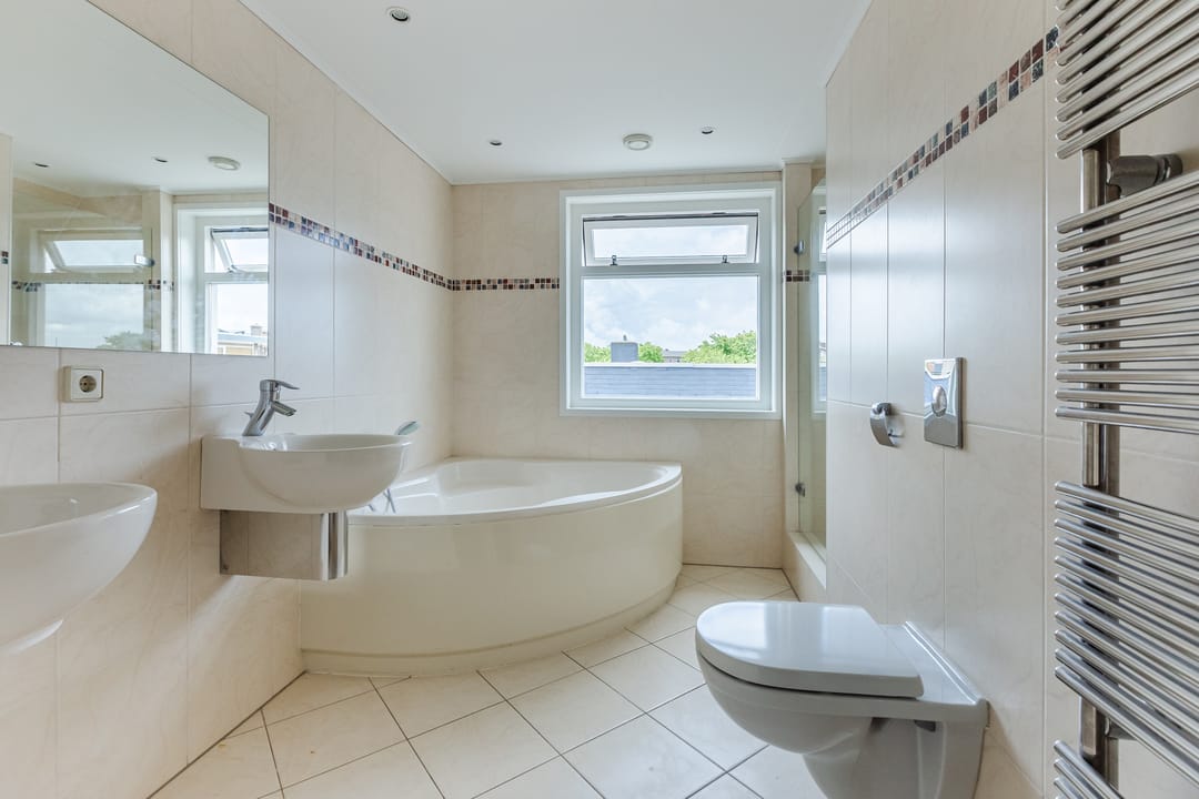 Foto 32 van Kerkweg 1