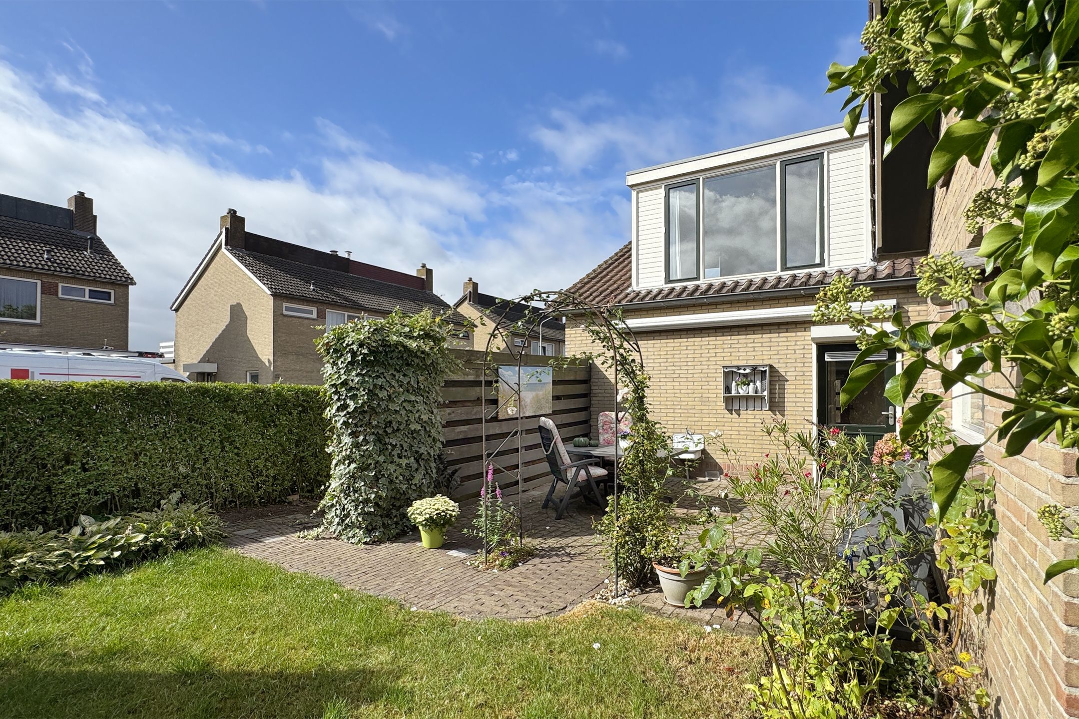 Foto 57 van Oudlandstraat 28