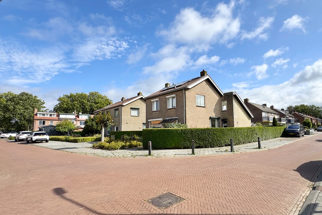 Foto 77 van Oudlandstraat 28