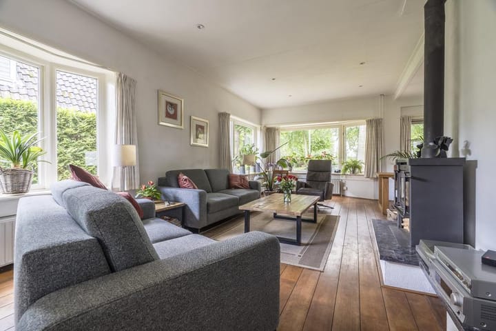 Foto 2 van Hoofdweg 104