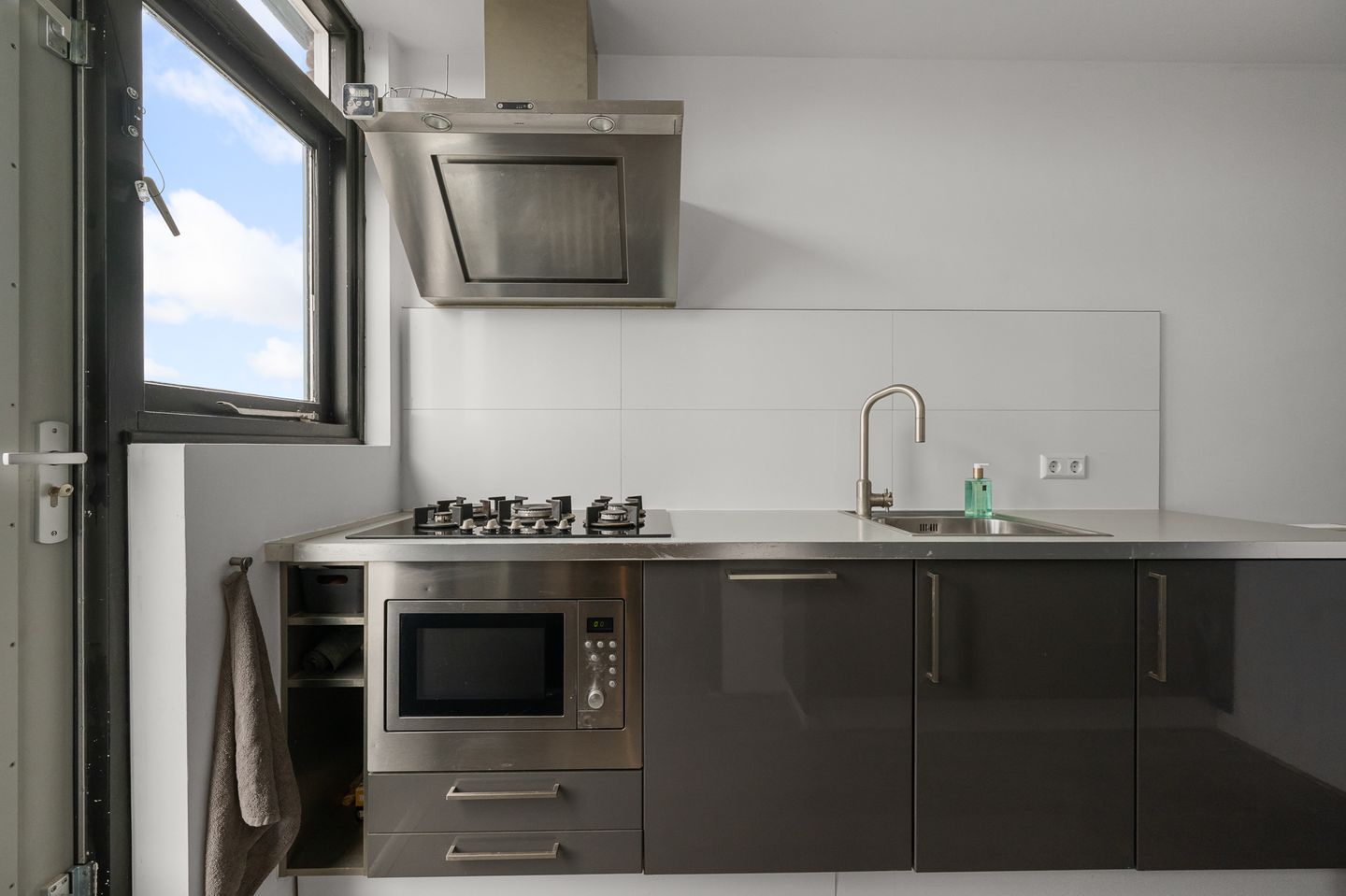 Foto 10 van Paulus Potterstraat 12