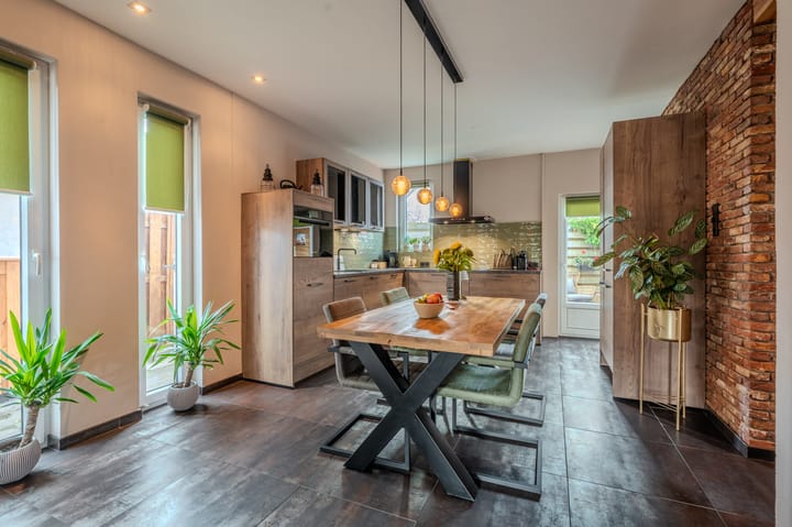 Burgemeester Mr. H.J. Engelkens-laan 6