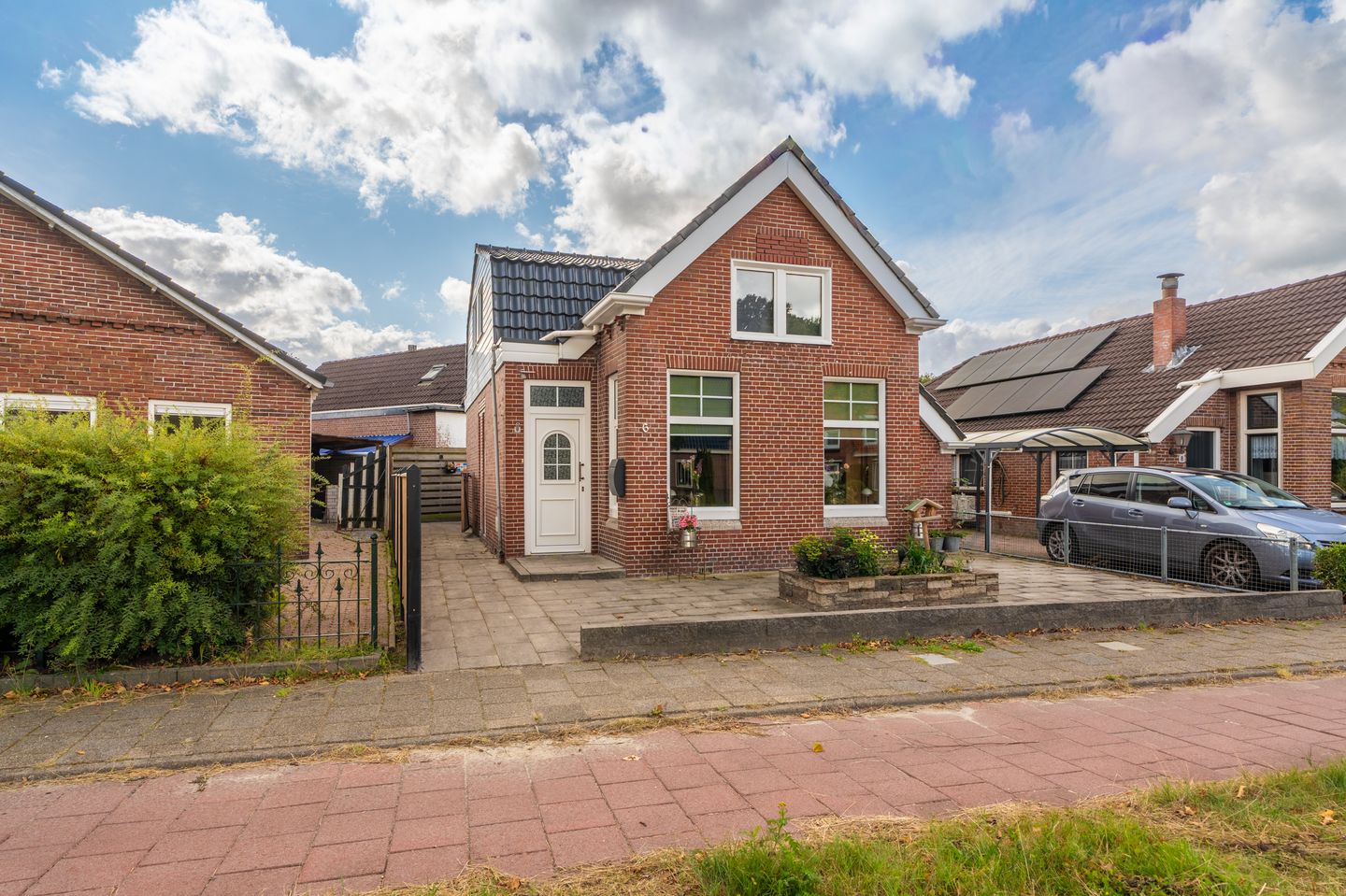 Photo 4 of Burgemeester Mr. H.J. Engelkens-laan 6