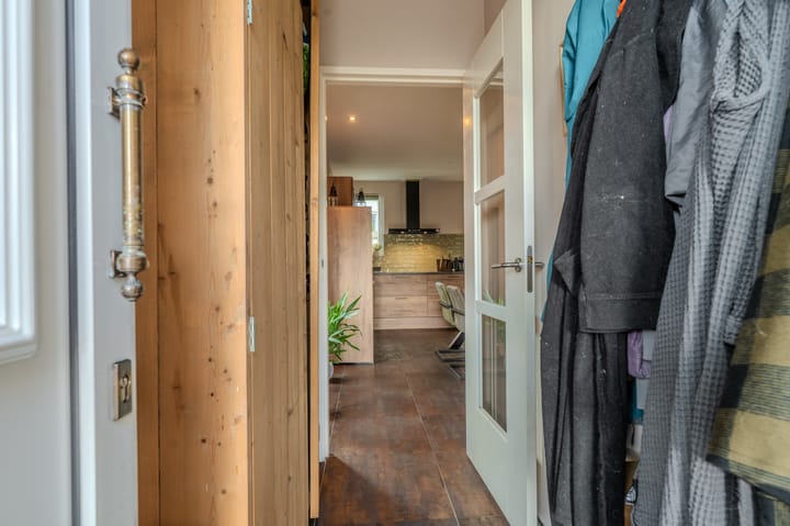 Foto 8 van Burgemeester Mr. H.J. Engelkens-laan 6