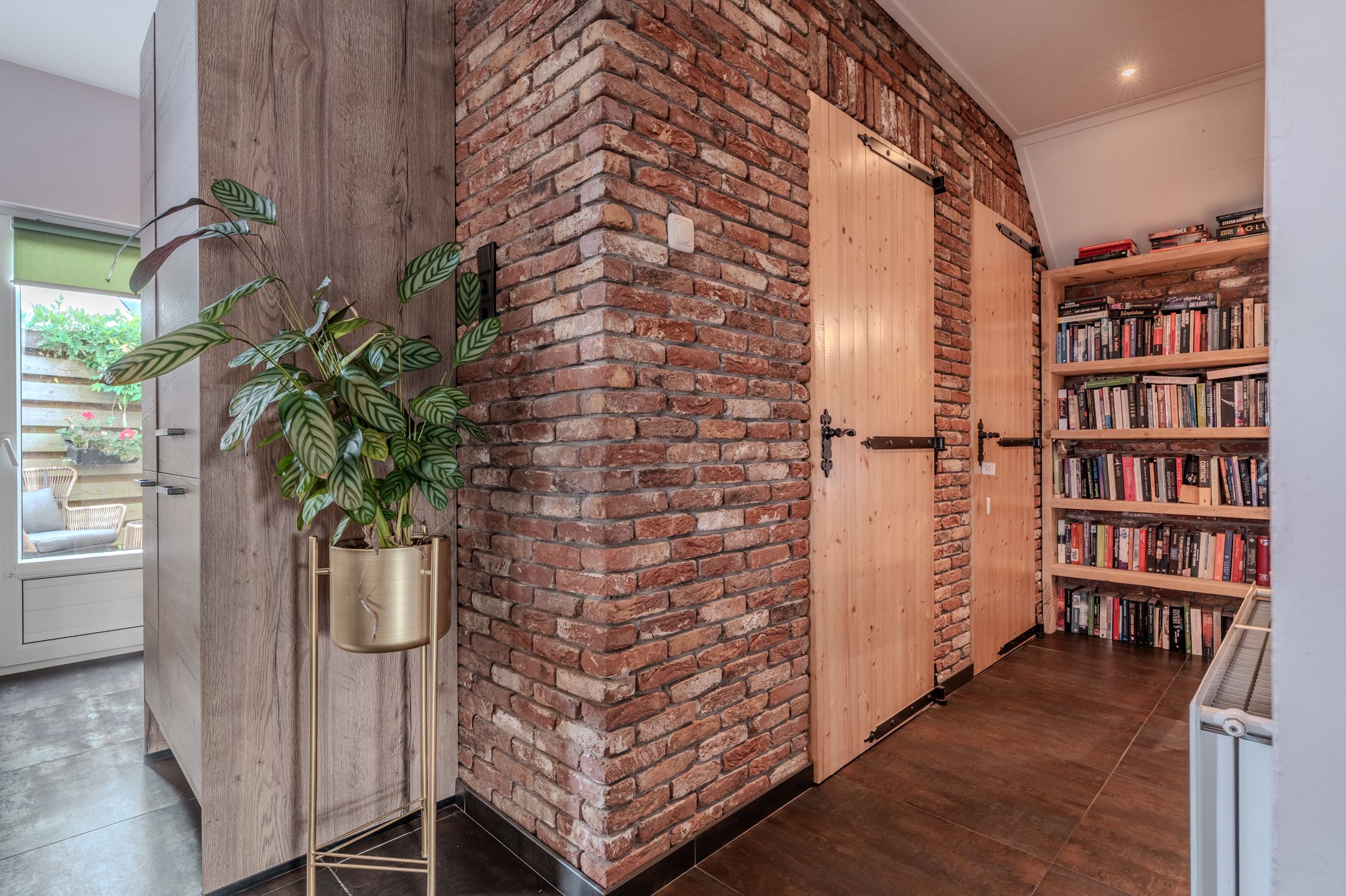 Photo 21 of Burgemeester Mr. H.J. Engelkens-laan 6