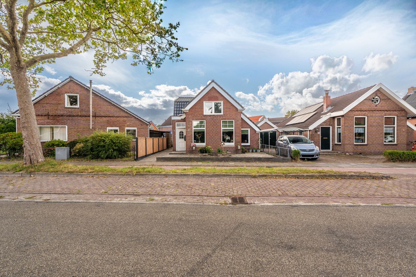 Photo 44 of Burgemeester Mr. H.J. Engelkens-laan 6