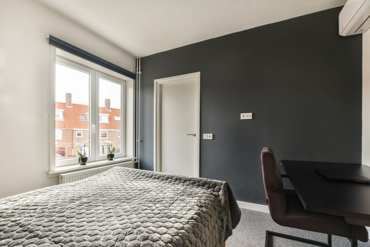 Foto 14 van Burgemeester Engelbertsstraat 13-RD