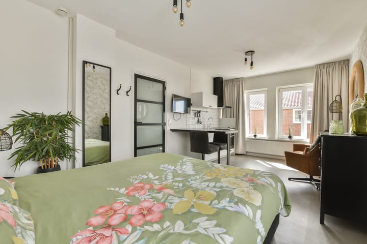 Foto 18 van Burgemeester Engelbertsstraat 13-RD