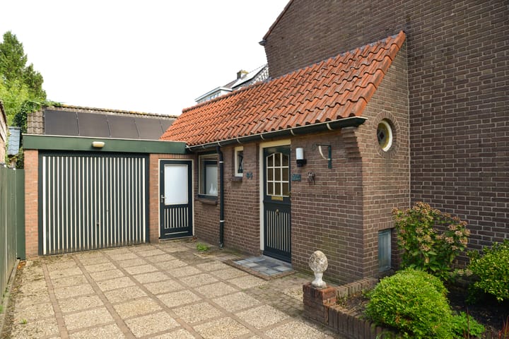 Foto 22 van Wijkamplaan 64