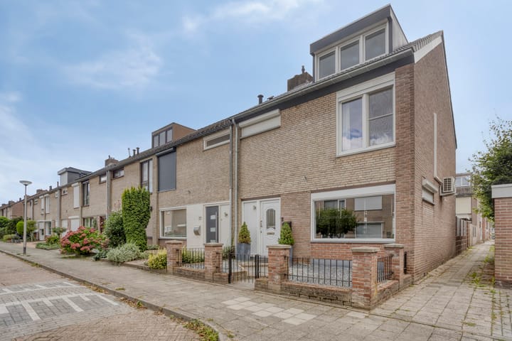 Foto 4 van Marsanahof 79