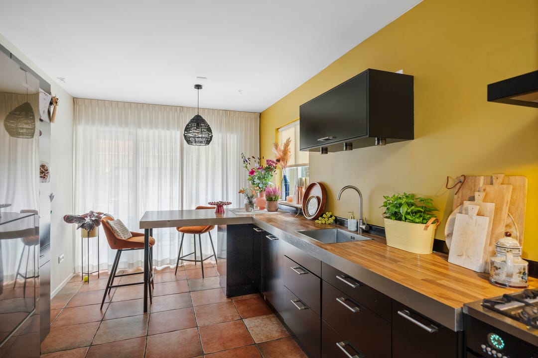 Photo 11 of Bernard Zweersstraat 23