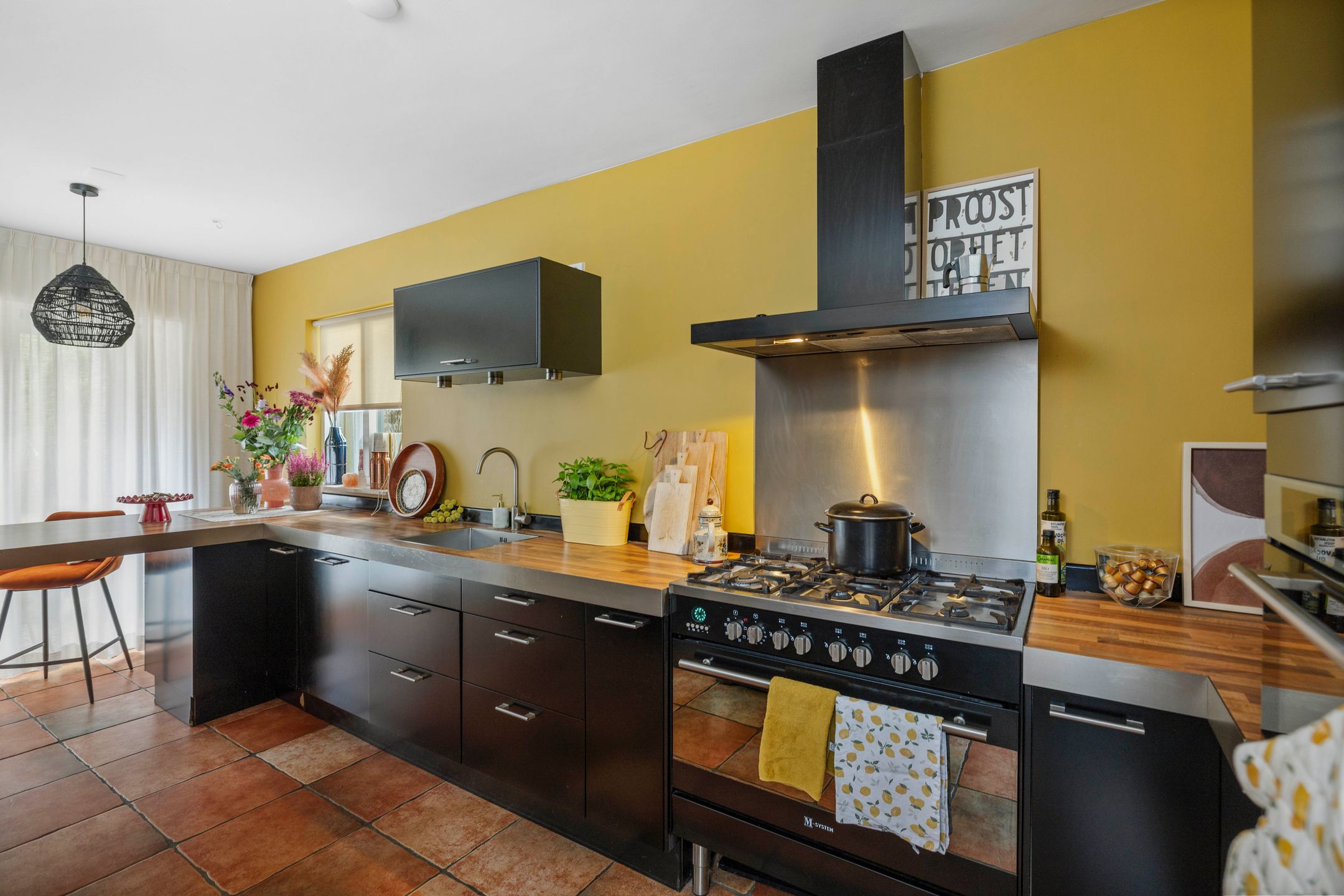 Photo 12 of Bernard Zweersstraat 23