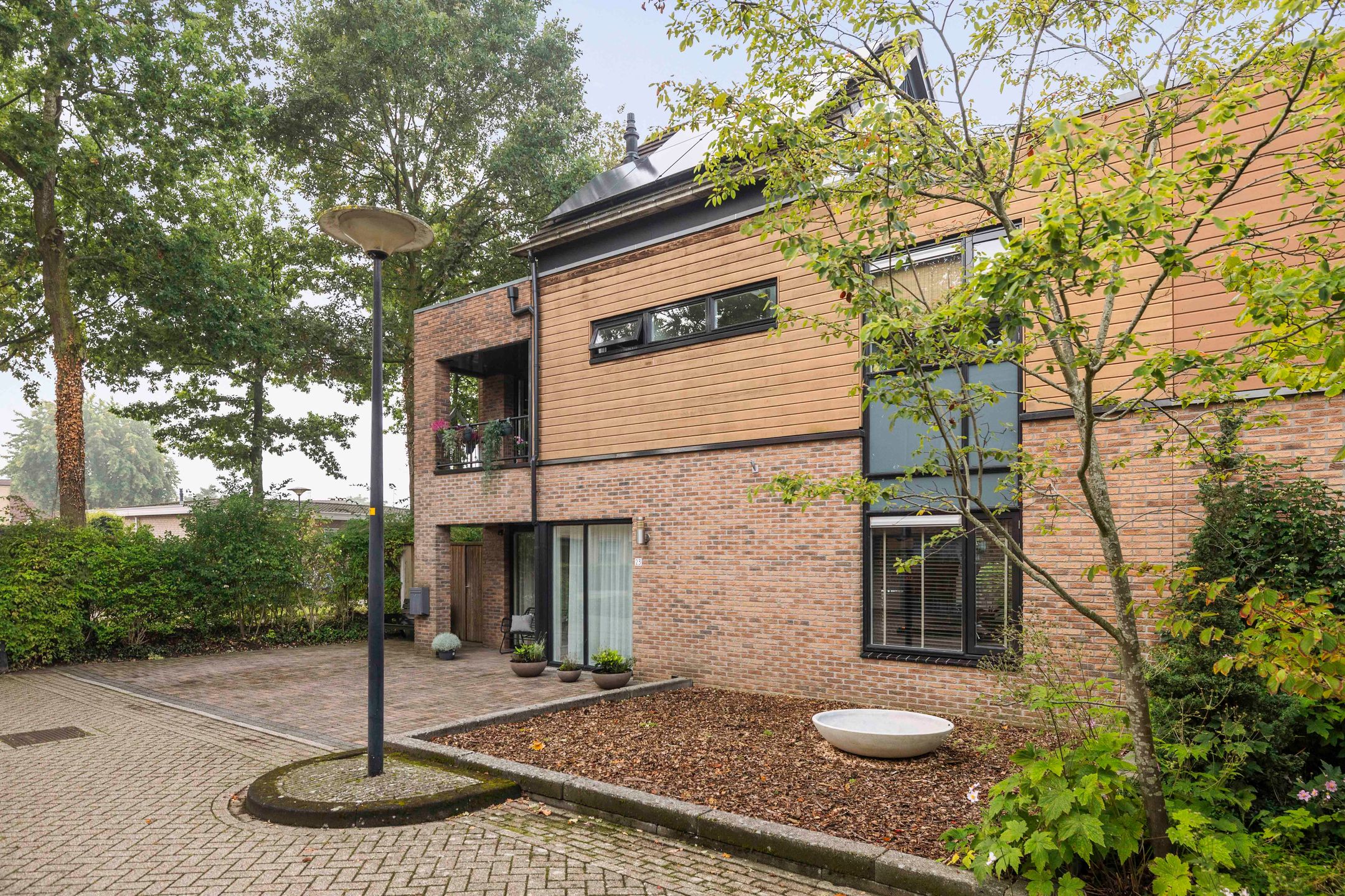 Photo 42 of Bernard Zweersstraat 23