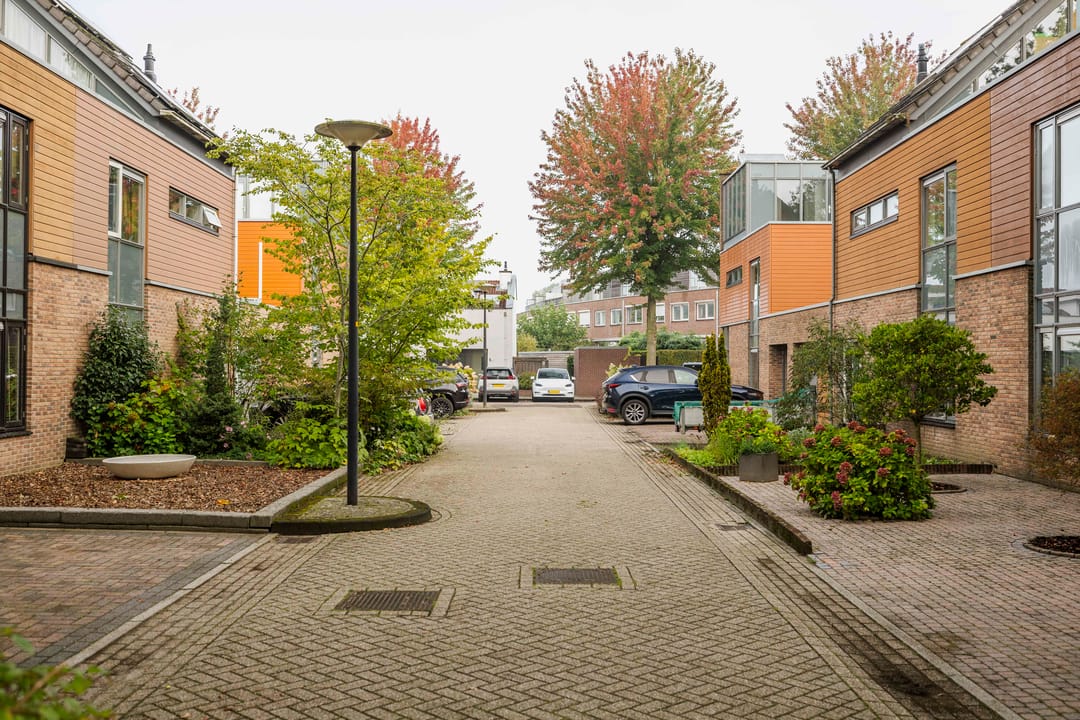 Photo 43 of Bernard Zweersstraat 23