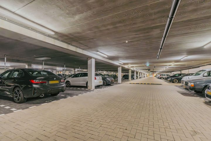 Photo 32 of Andreasplein 55