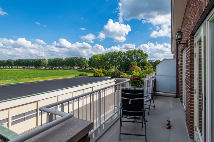 Photo 33 of Lisserdijk 30