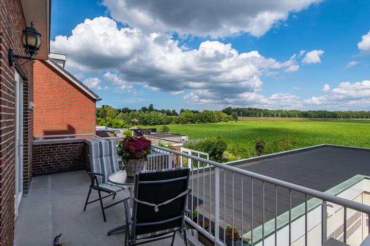 Photo 37 of Lisserdijk 30