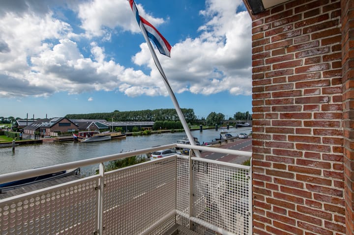 Photo 41 of Lisserdijk 30