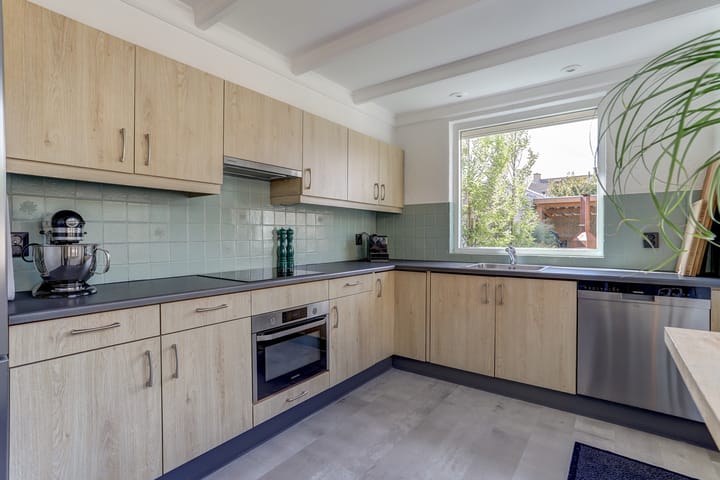 Foto 15 van Mgr de Haasstraat 8