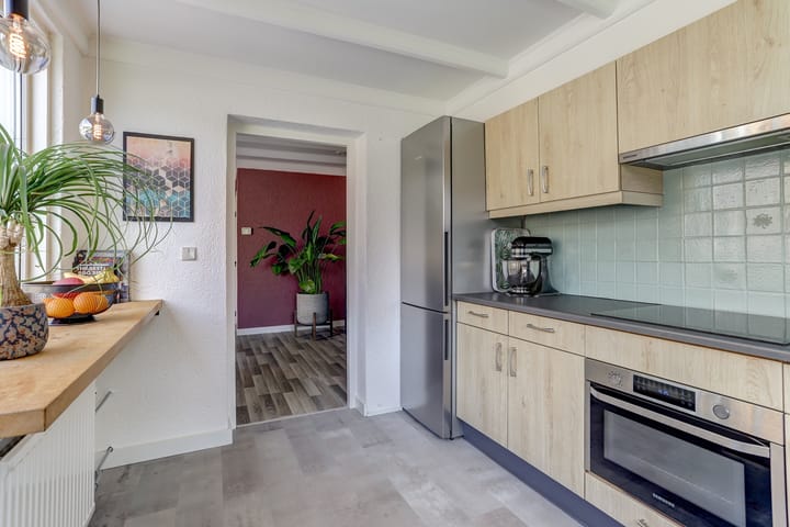 Foto 16 van Mgr de Haasstraat 8