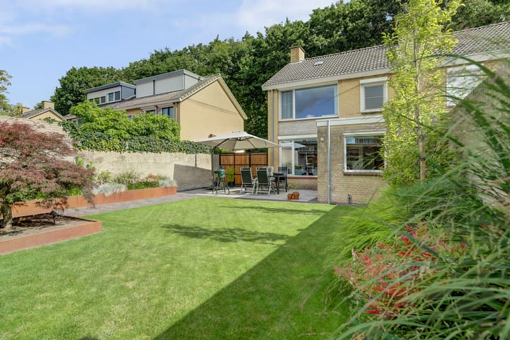 Foto 33 van Mgr de Haasstraat 8