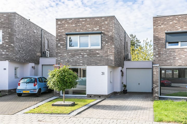 Foto 2 van Schout van Heeckerenring 31