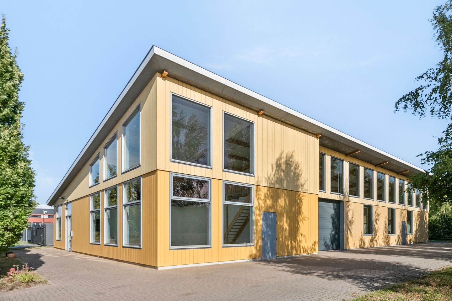 View photo 3 of Eeser Hout 16