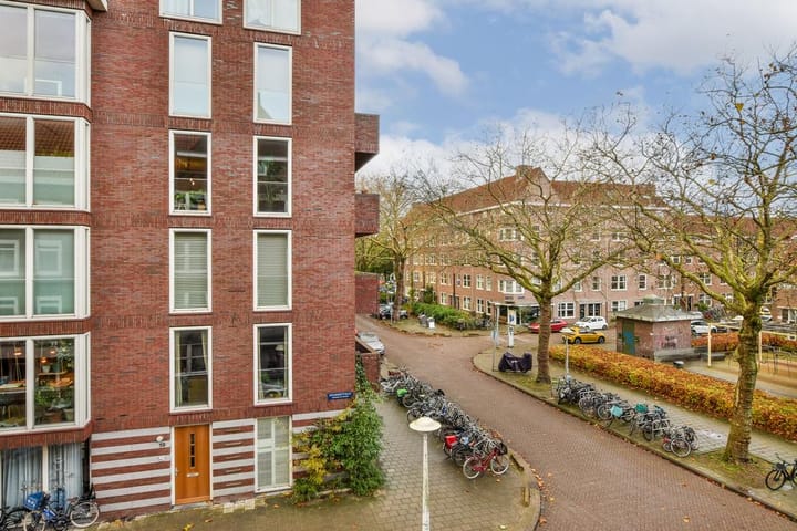 Foto 7 van Pieter van der Doesstraat 26-1