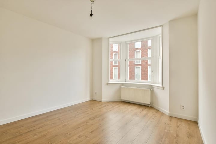 Foto 10 van Pieter van der Doesstraat 26-1