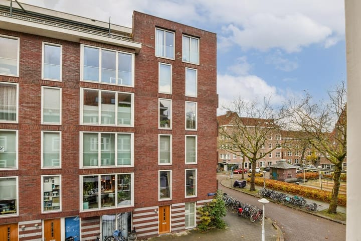 Foto 13 van Pieter van der Doesstraat 26-1