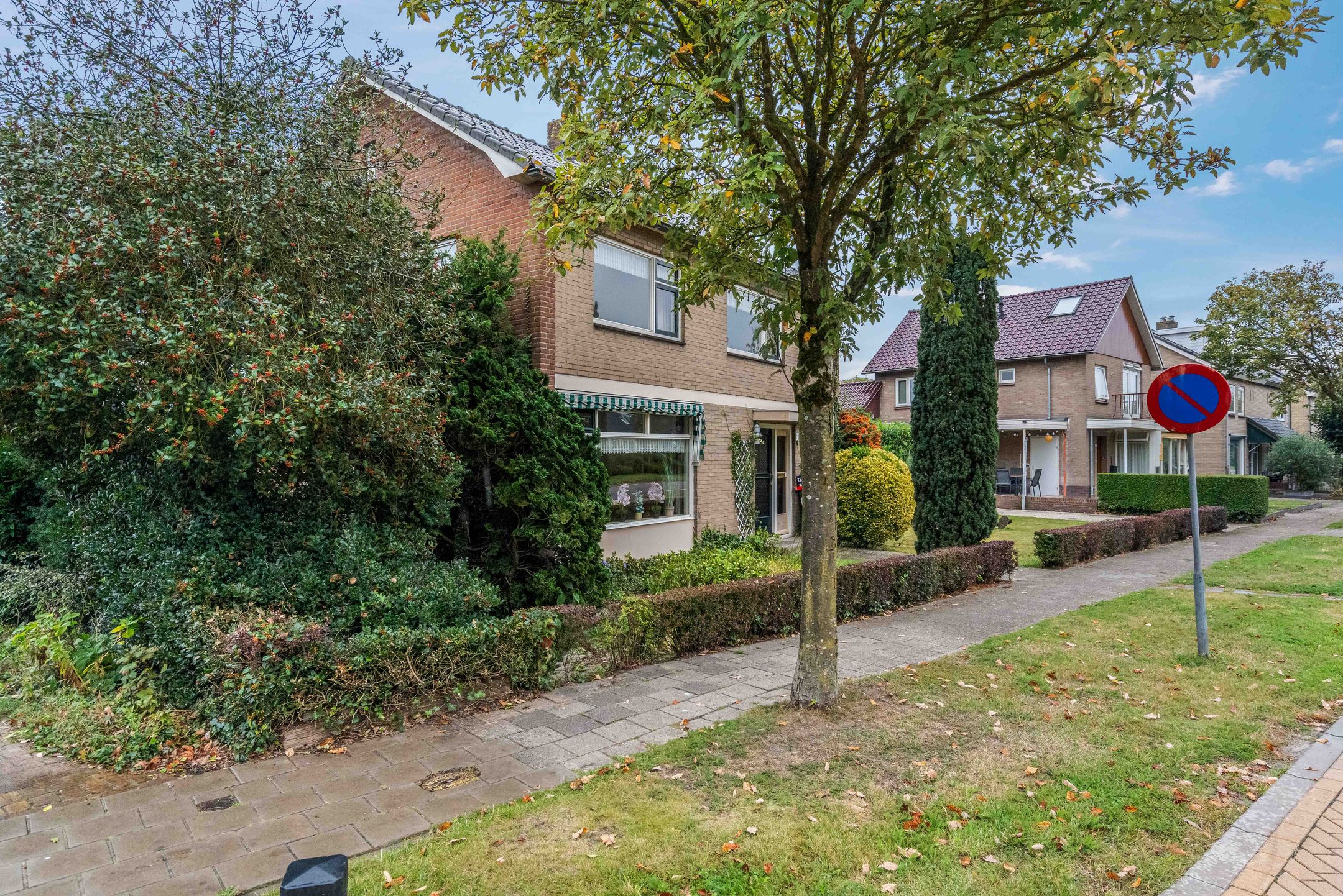 Foto 36 van Dr HAW van der Vechtlaan 2