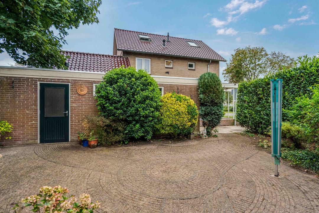 Foto 22 van Dr HAW van der Vechtlaan 2