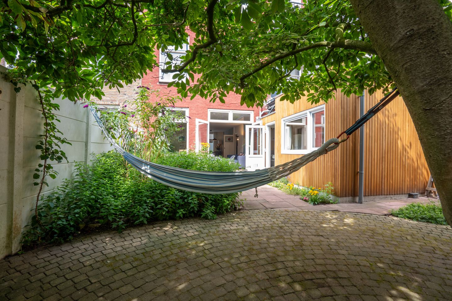 Foto 19 van Rhododendronstraat 60