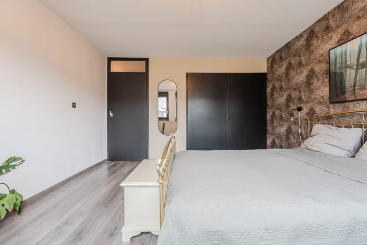 Photo 21 of Curiestraat 46